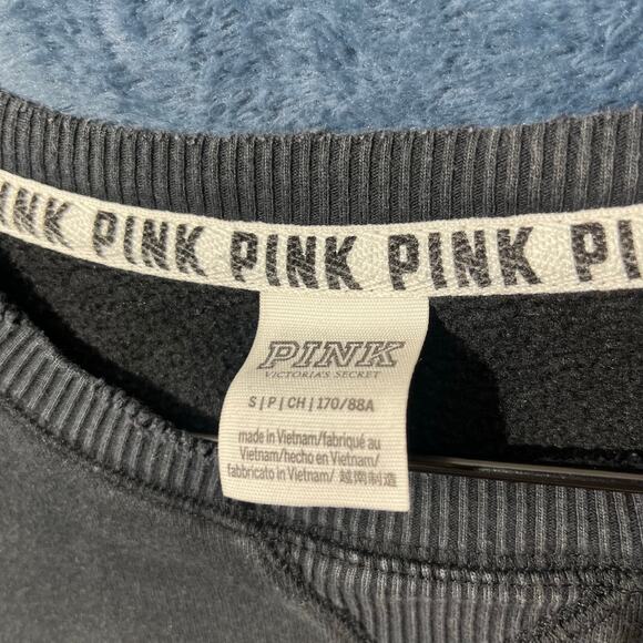 PINK Black Long Sleeved‎ Pullover Hoodie With Front Pocket Women’s Size Small - Picture 4 of 7